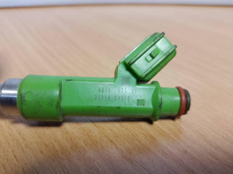 Форсунка топливная CAMRY 55 14-17 Форсунка топливная CAMRY 55 14-17