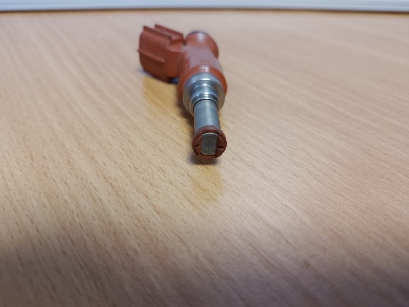 Форсунка топливная LEXUS RX300/330/350/400 03-09