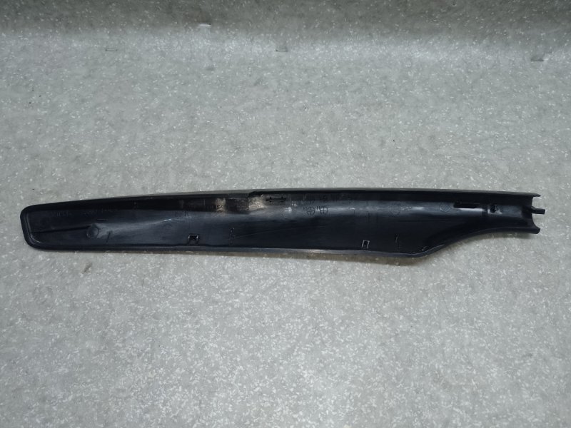 Заглушка рейлинга передняя правая MURANO Z51 07-14 2008 3.5 VQ35DE