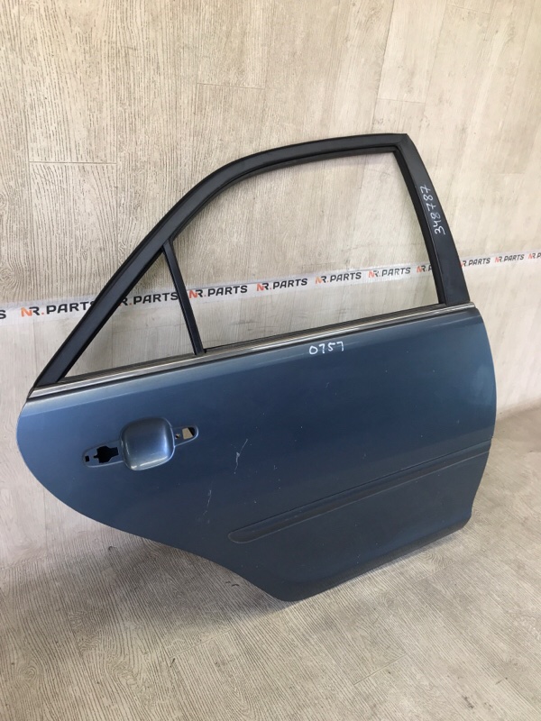 Дверь задняя правая CAMRY 30 02-06 2002 3.0 1MZFE