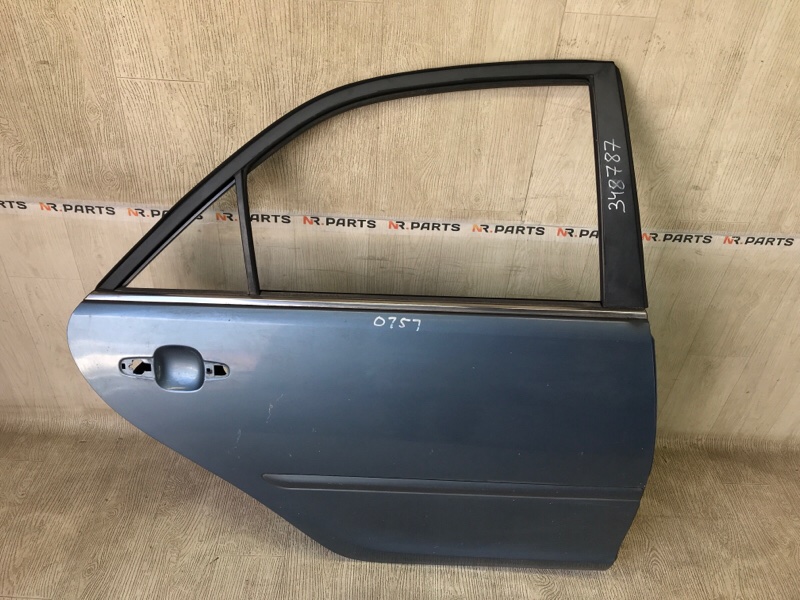 Дверь задняя правая CAMRY 30 02-06 2002 3.0 1MZFE