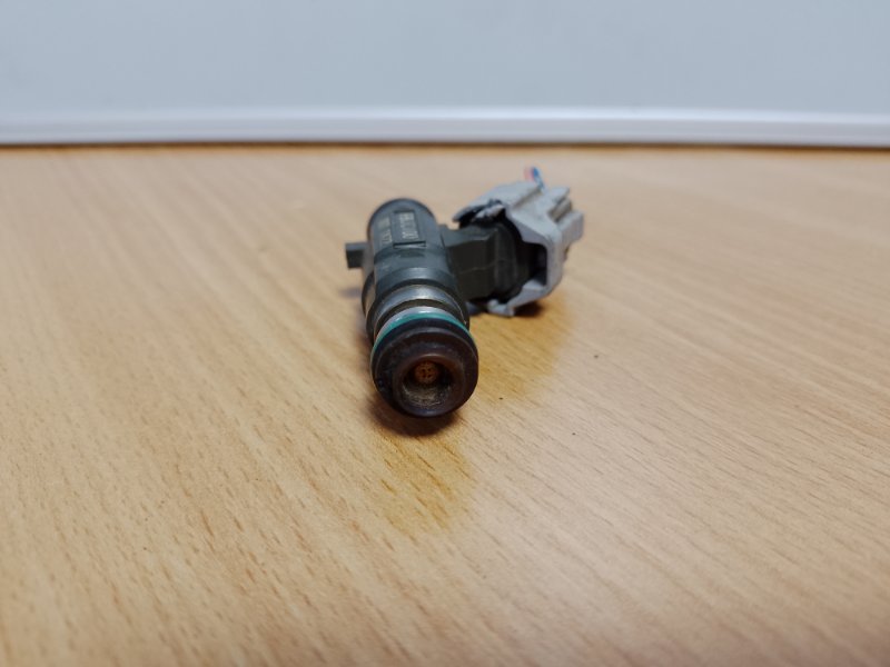 Форсунка топливная NISSAN PRIMERA P-12 01-07