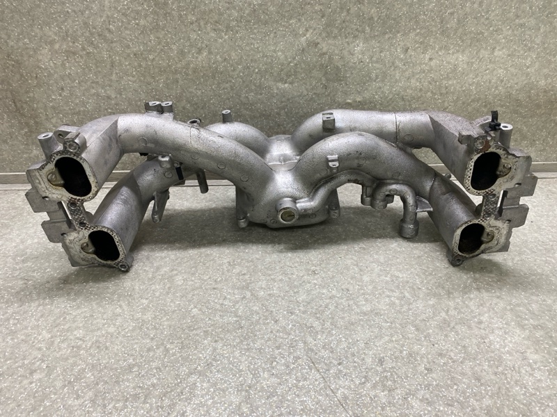 Коллектор впускной FORESTER SG 02-07 2005 2.5 EJ253