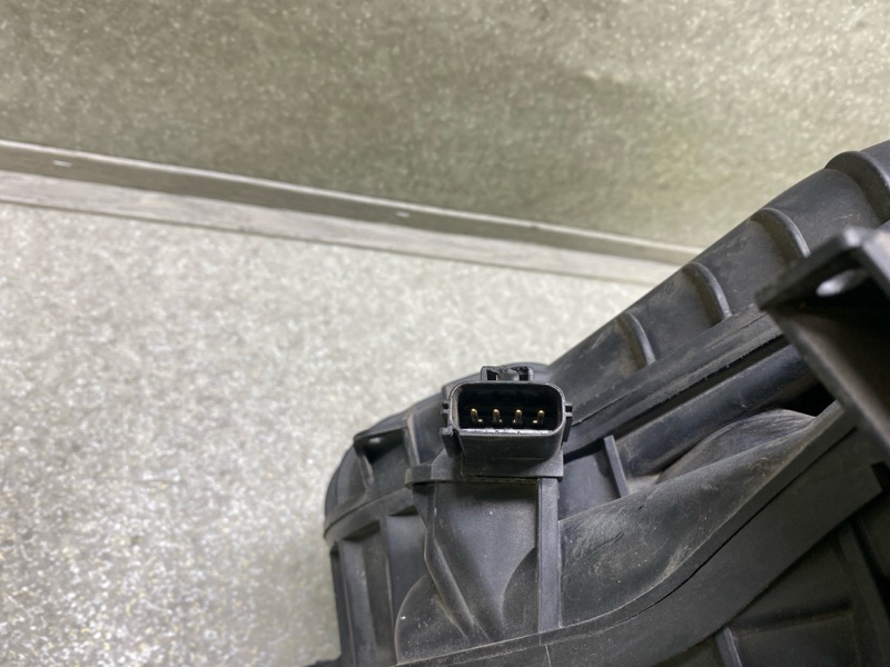 Коллектор впускной ESCAPE 12-19 2.0 HDTX