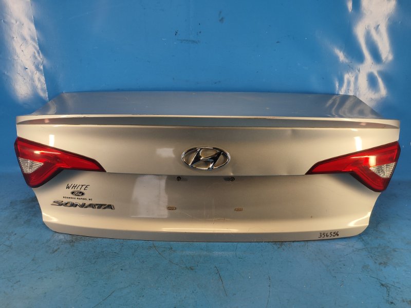 Крышка багажника HYUNDAI SONATA LF 2014- 69200-C2010 Б/У