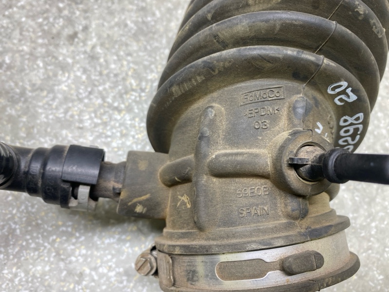 Патрубок воздушного фильтра FORD ESCAPE 12-19 2.0 HDTX