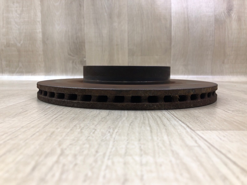 Тормозной диск передний COROLLA 150 06-13 2011 1.8 2ZRFE