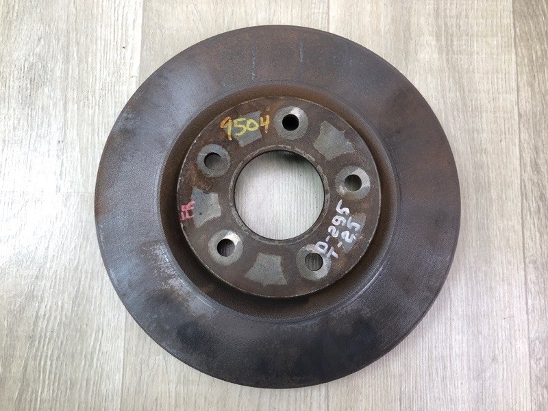 Запчасть тормозной диск передний JEEP COMPASS 06-16 2014 2.0 ECN 5105 514AA Б/У Тормозной диск передний JEEP COMPASS 06-16 2014 2.0 ECN 5105 514AA Б/У