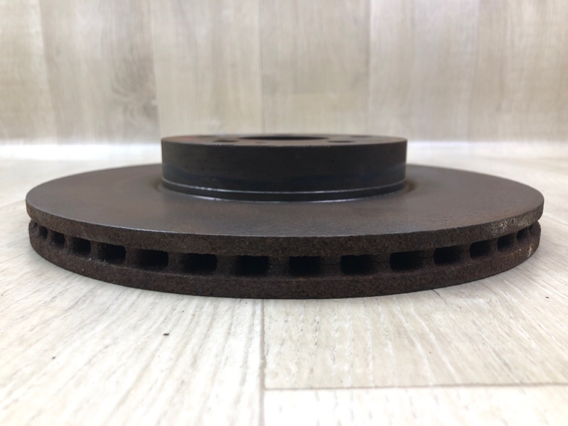 Тормозной диск передний COROLLA 150 06-13 2011 1.8 2ZRFE Тормозной диск передний COROLLA 150 06-13 2011 1.8 2ZRFE