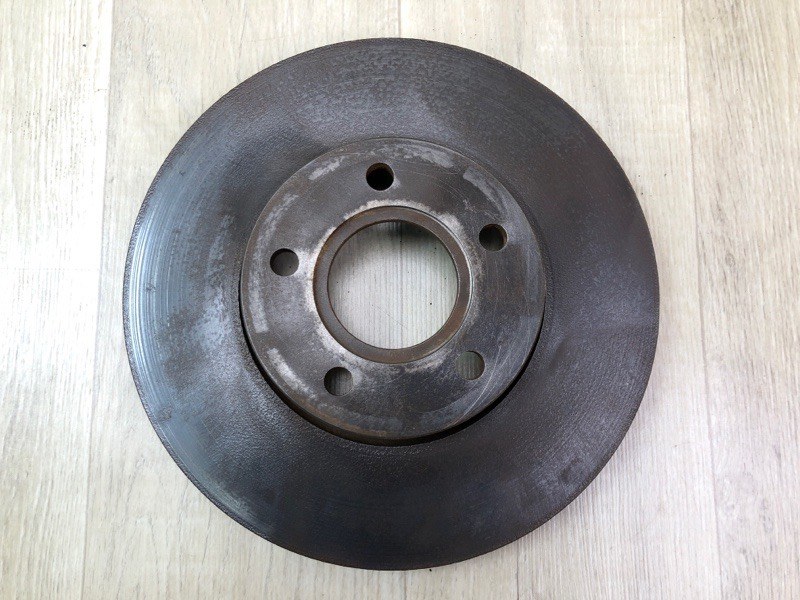 Тормозной диск передний FORD FOCUS 10-18 2017 2.0 C20HDEX BV6Z-1125-E Б/У