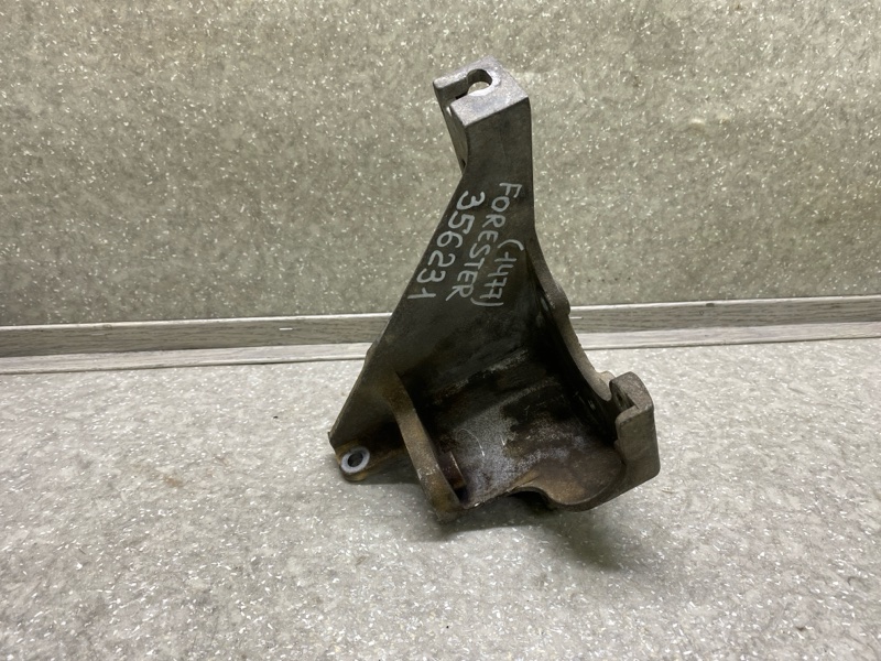 Кронштейн насоса ГУР FORESTER SG 02-07 2005 2.5 EJ253