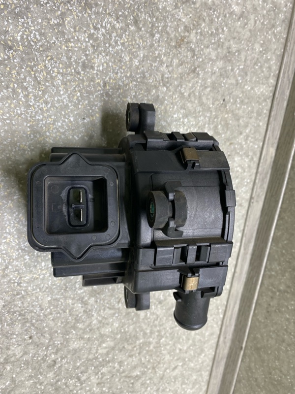 Насос продувки катализатора FORESTER SH 07-12 2.0 EJ204