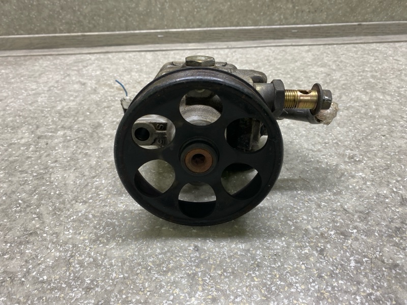 Насос ГУР FORESTER SG 02-07 2005 2.5 EJ253