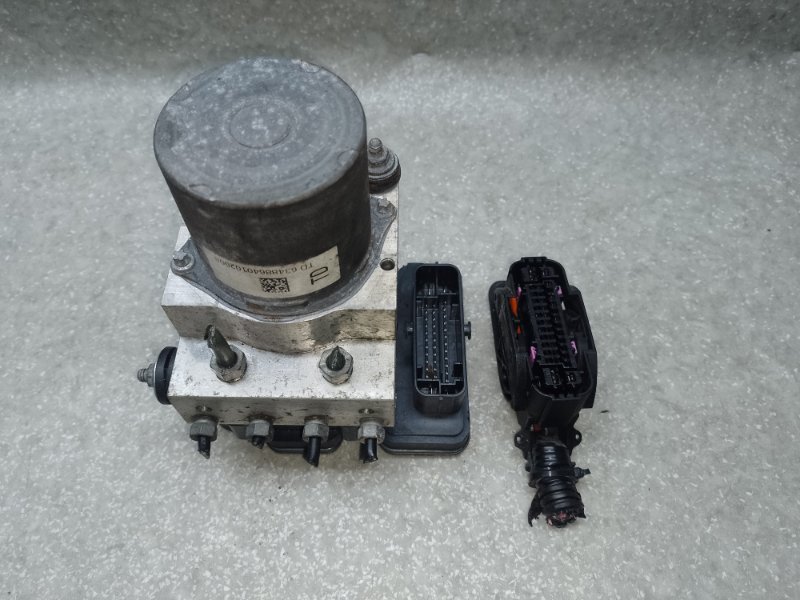 Блок ABS ACURA TLX 14-17 2017 2.4 K24W7 57111-TZ4-A11 Б/У