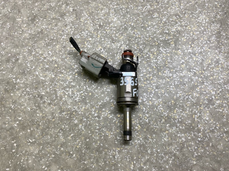 Форсунка топливная FOCUS 10-18 2.0