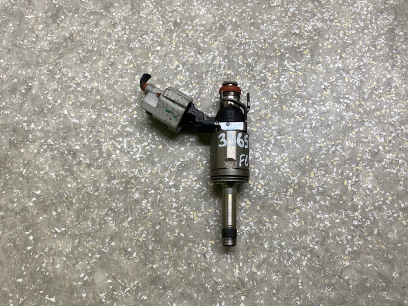 Форсунка топливная FOCUS 10-18 2.0