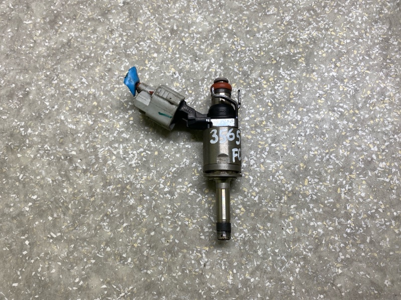 Форсунка топливная FOCUS 10-18 2.0