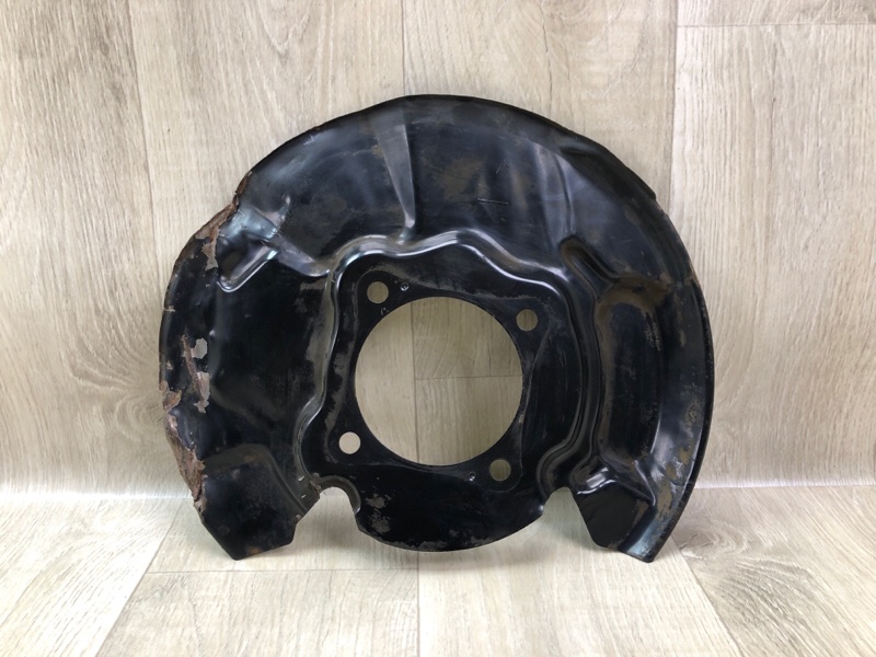 Защита тормозного диска передняя левая TOYOTA TACOMA 05-15 2015 4.0 1GRFE 4778204040 Б/У