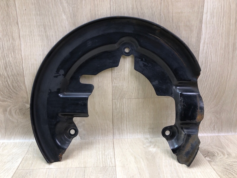 Защита тормозного диска передняя левая FORD FOCUS 10-18 2017 2.0 C20HDEX CV6Z-2K005-A Б/У