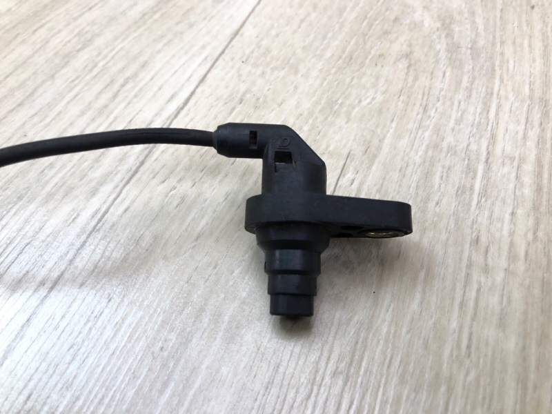 Датчик ABS передний левый COROLLA 150 06-13 2011 1.8 2ZRFE