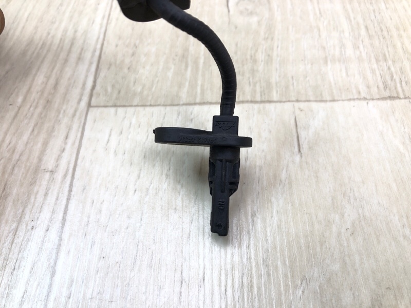 Датчик ABS передний левый ACCORD CU8 / TSX 08-14 2010 2.4 K24Z3