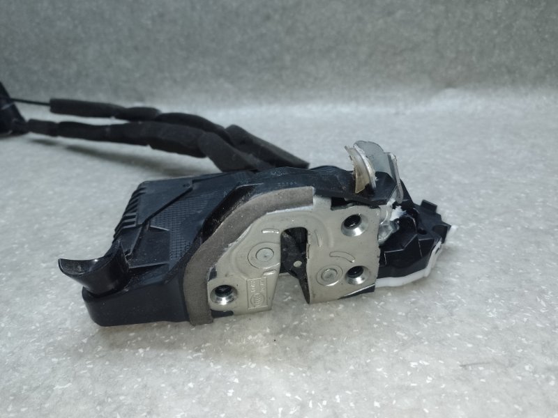 Замок двери передний правый TLX 14-17 2016 Седан 3.5