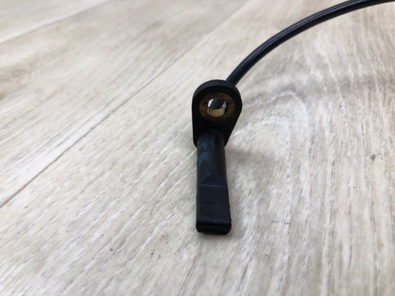 Датчик ABS передний правый NISSAN ROGUE 08-15 2.5 QR25DE