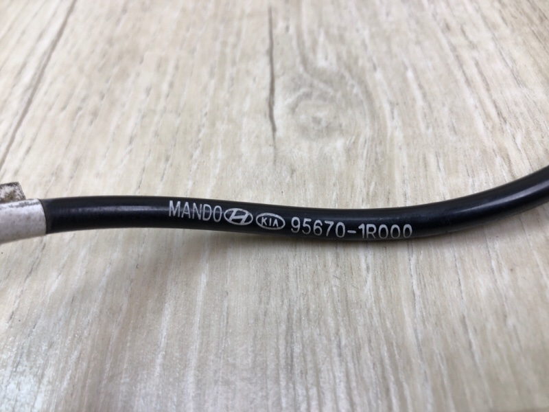 Датчик ABS передний левый ACCENT RB 10- 2014 1.6 G4FD Датчик ABS передний левый ACCENT RB 10- 2014 1.6 G4FD