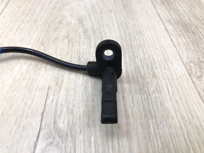 Датчик ABS передний правый MITSUBISHI OUTLANDER GF 12- 2.4 4J12