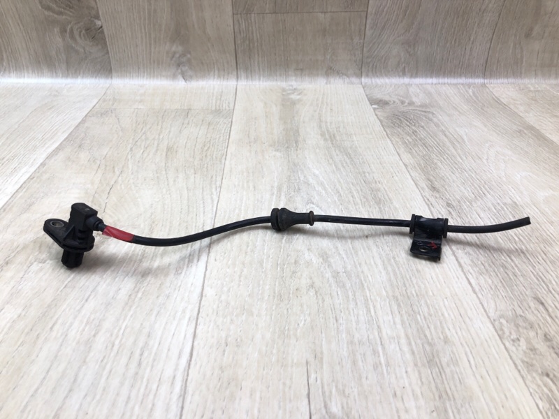 Запчасть датчик abs передний правый HYUNDAI ACCENT RB 10- 2014 1.6 G4FD 956711R000 Б/У Датчик ABS передний правый HYUNDAI ACCENT RB 10- 2014 1.6 G4FD 956711R000 Б/У
