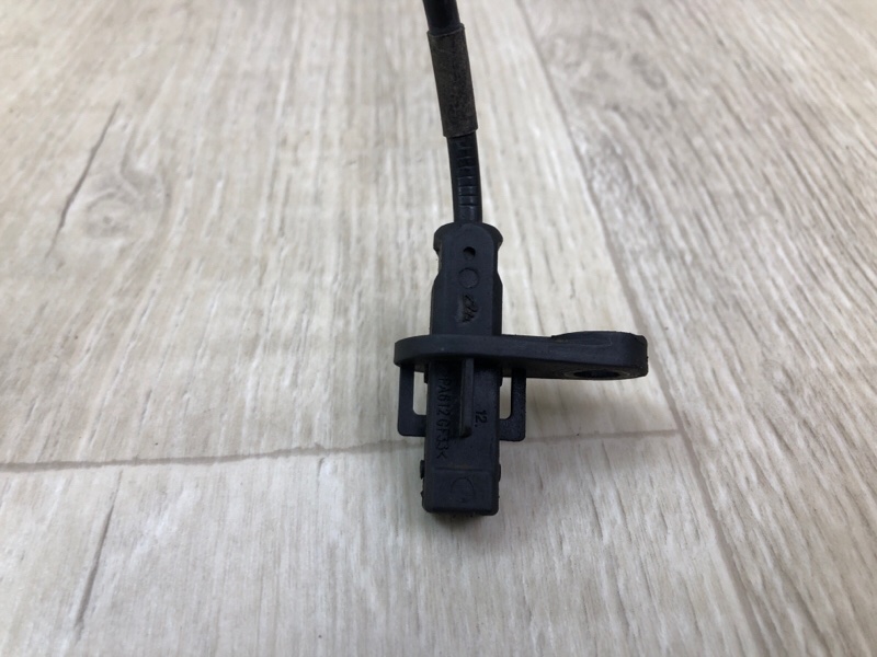 Датчик ABS передний правый FORTE YD 12- 2013 2.0 G4NC