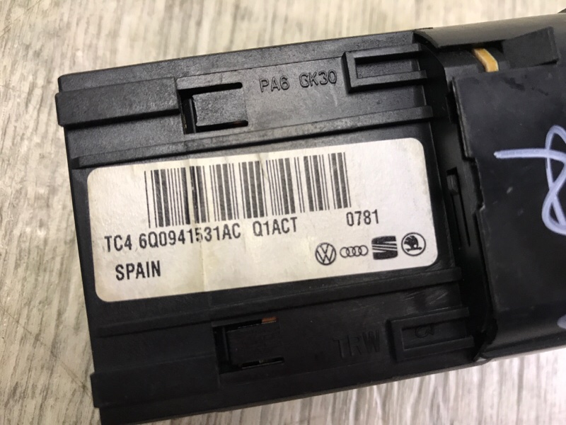 Блок управления освещением JETTA USA 10-17 2011 162 CBTA 2.5L