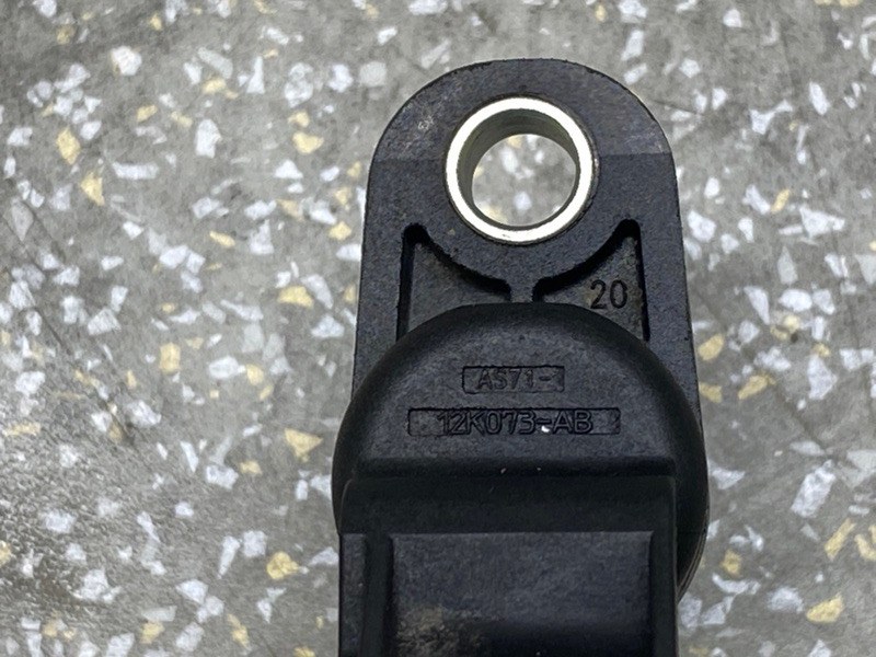 Датчик положения распредвала FOCUS 10-18 2.0