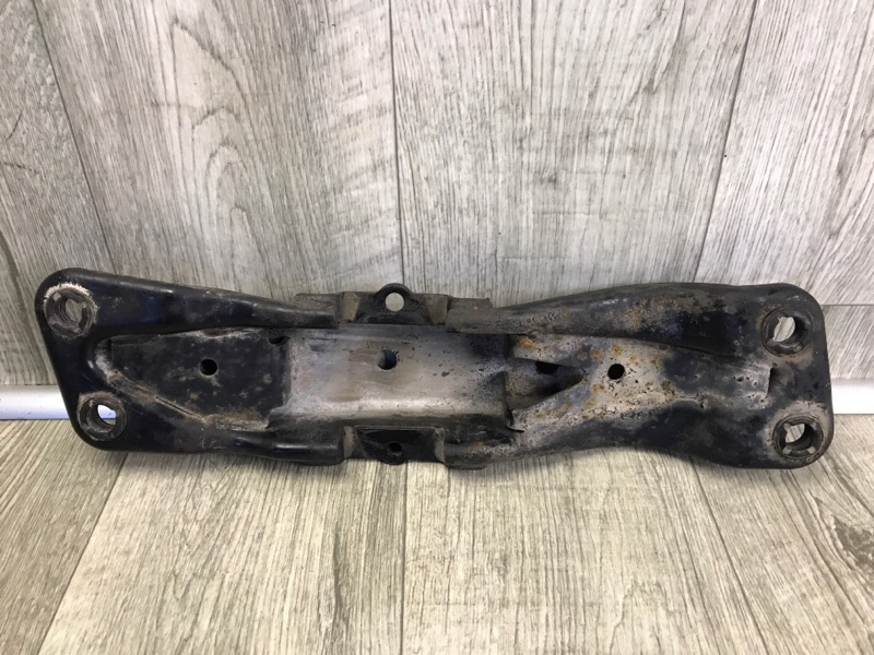 Кронштейн КПП задний FX S50 03-08 2006 VK45DE