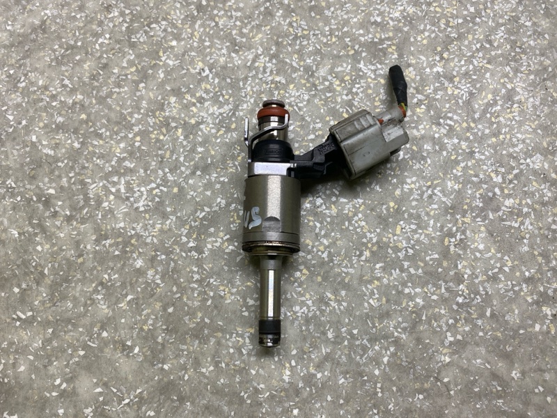 Форсунка топливная FORD FOCUS 10-18 2.0 CP9Z-9F593-B Б/У