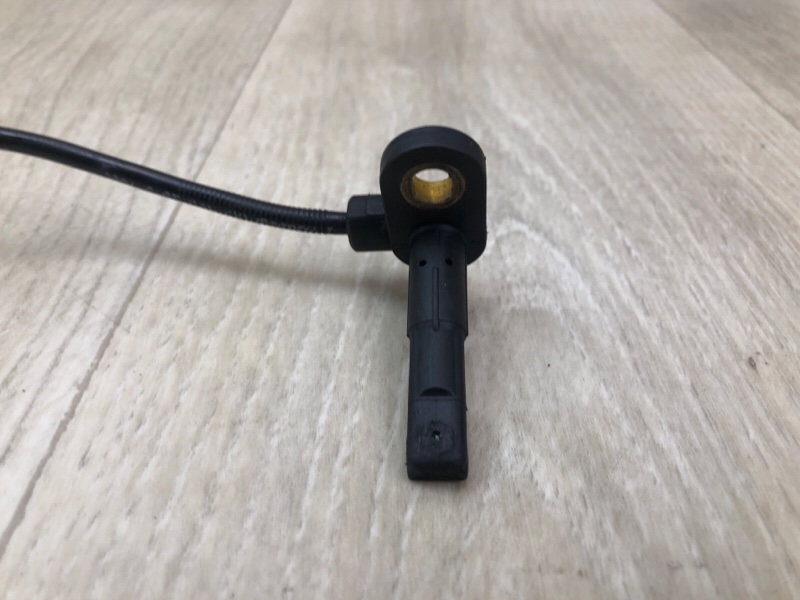 Датчик ABS передний правый JEEP COMPASS 06-16 2.0 ECN Датчик ABS передний правый JEEP COMPASS 06-16 2.0 ECN