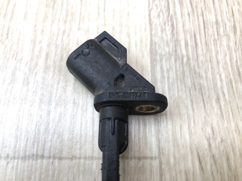 Датчик ABS передний правый FOCUS 10-18 2014 2.0 C20HDEX