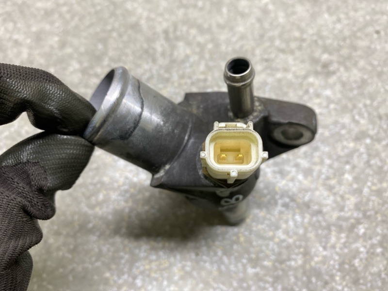 Фланец системы охлаждения PRIUS 16- 2017 1.8 2ZRFXE