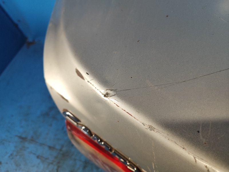 Крышка багажника CAMRY 40 06-11