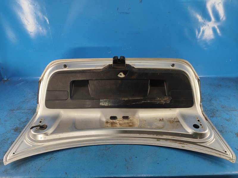 Крышка багажника JETTA USA 10-17