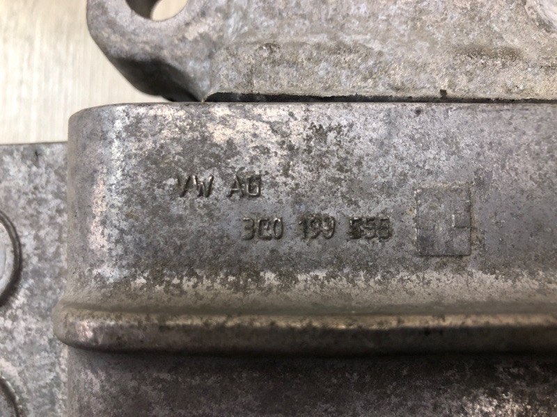 Подушка АКПП правая TIGUAN 08-17 2012 2.0 CCTA