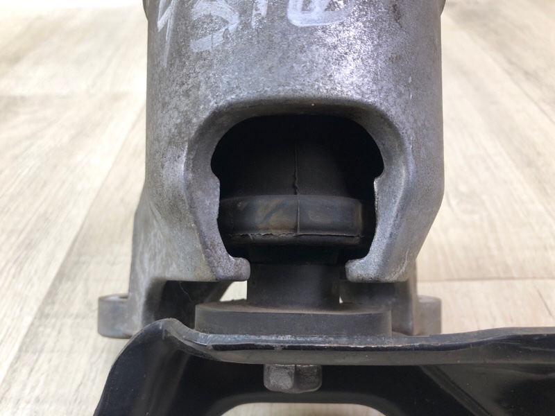 Подушка двигателя правая PATHFINDER R52 12-21 2013 3.5 VQ35DE