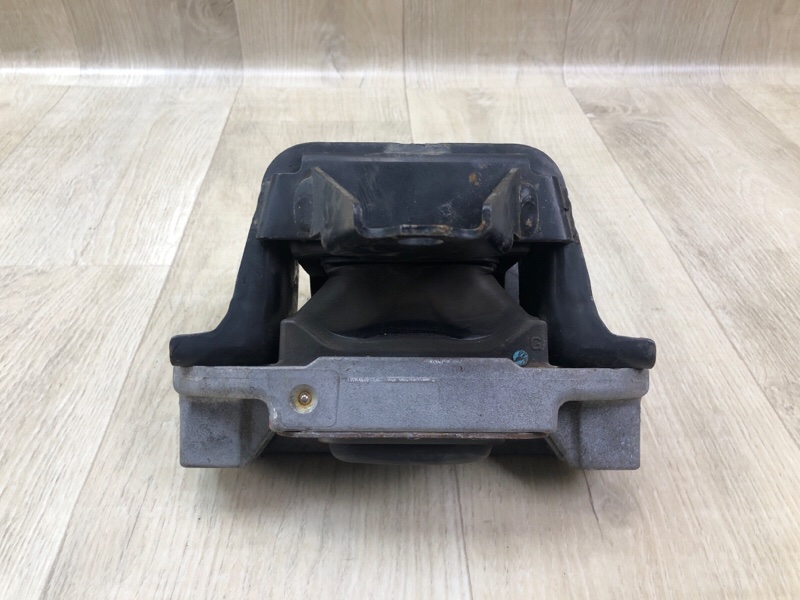 Подушка двигателя правая OUTLANDER GF 12- 2013 2.4 4J12 Подушка двигателя правая OUTLANDER GF 12- 2013 2.4 4J12