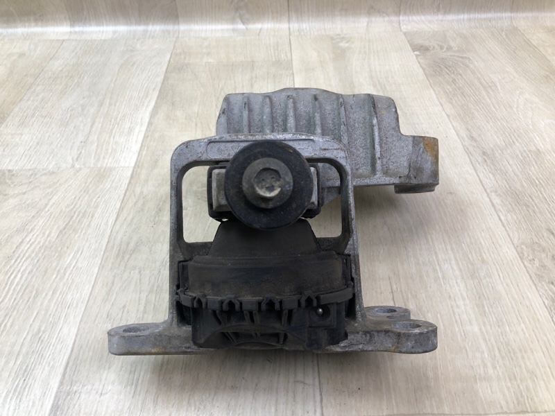 Запчасть подушка двигателя правая NISSAN X-TRAIL/ROGUE T32 13-20 2.5 QR25 112114BA0A Б/У Подушка двигателя правая NISSAN X-TRAIL/ROGUE T32 13-20 2.5 QR25 112114BA0A Б/У