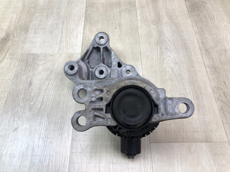 Подушка двигателя правая X-TRAIL/ROGUE T32 13-20 2.5 QR25 Подушка двигателя правая X-TRAIL/ROGUE T32 13-20 2.5 QR25