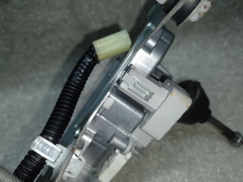 Моторчик стеклоочистителя задний INFINITI FX/QX70 S51 08-17 3.5 VQ35HR