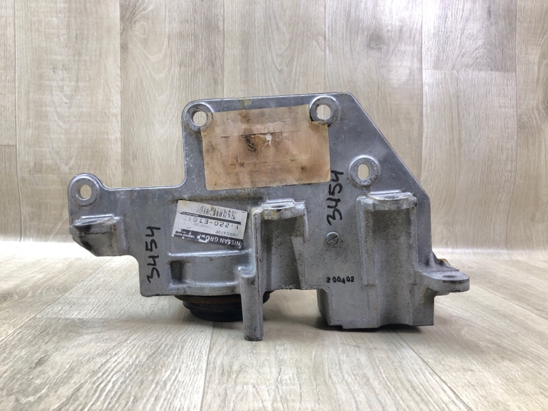 Подушка двигателя левая ROGUE 08-15 2010 2.5 QR25DE Подушка двигателя левая ROGUE 08-15 2010 2.5 QR25DE