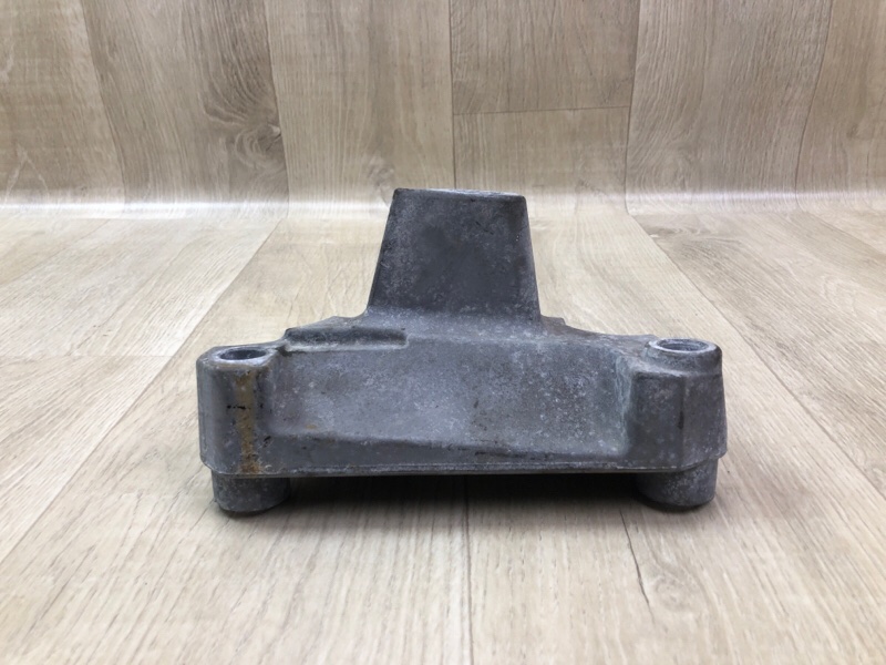 Кронштейн двигателя левый PATRIOT 10-17 Кронштейн двигателя левый PATRIOT 10-17