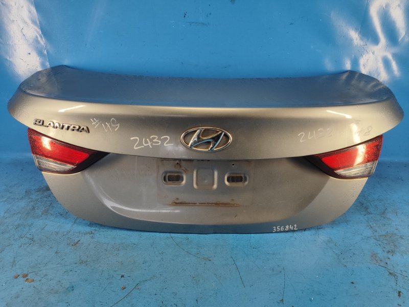 Крышка багажника HYUNDAI ELANTRA MD 10-15 2014 1.8 G4NB 69200-3Y010 Б/У