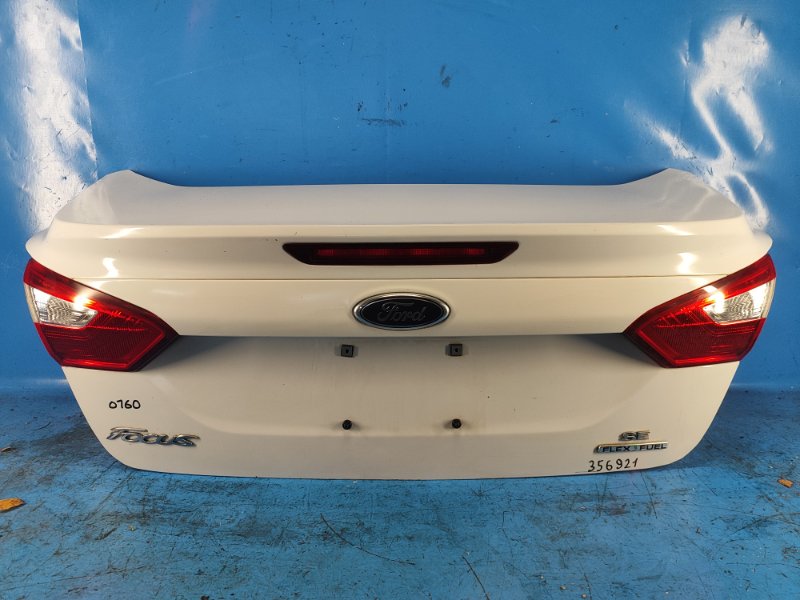 Крышка багажника FOCUS 10-18 2014 2.0 C20HDEX